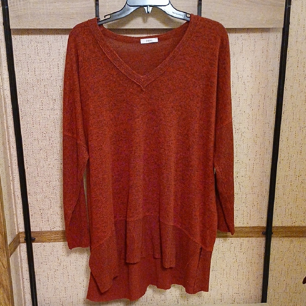 JODIFL Burnt Orange Layered V-Neck Top